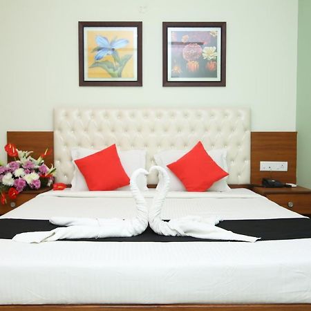 Hotel Crystal Orchid Bangalore Buitenkant foto