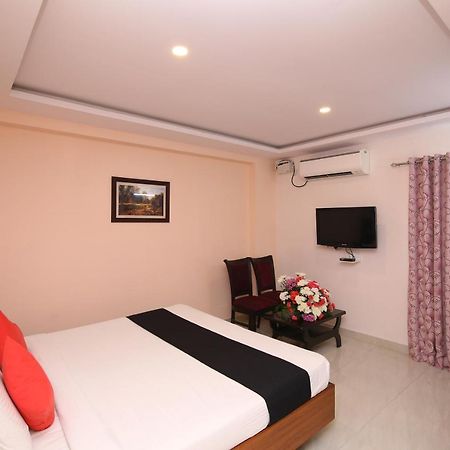 Hotel Crystal Orchid Bangalore Buitenkant foto