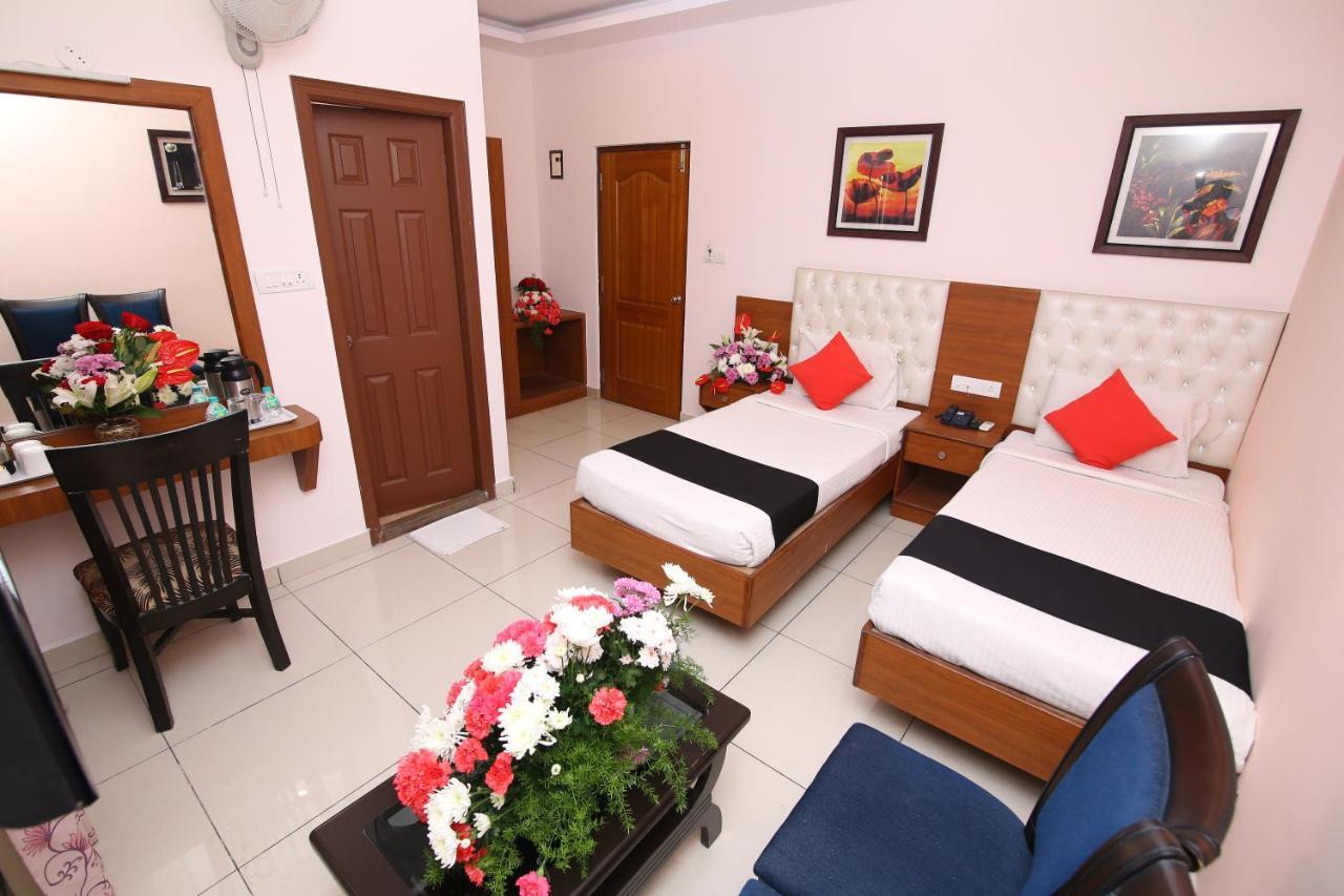 Hotel Crystal Orchid Bangalore Buitenkant foto